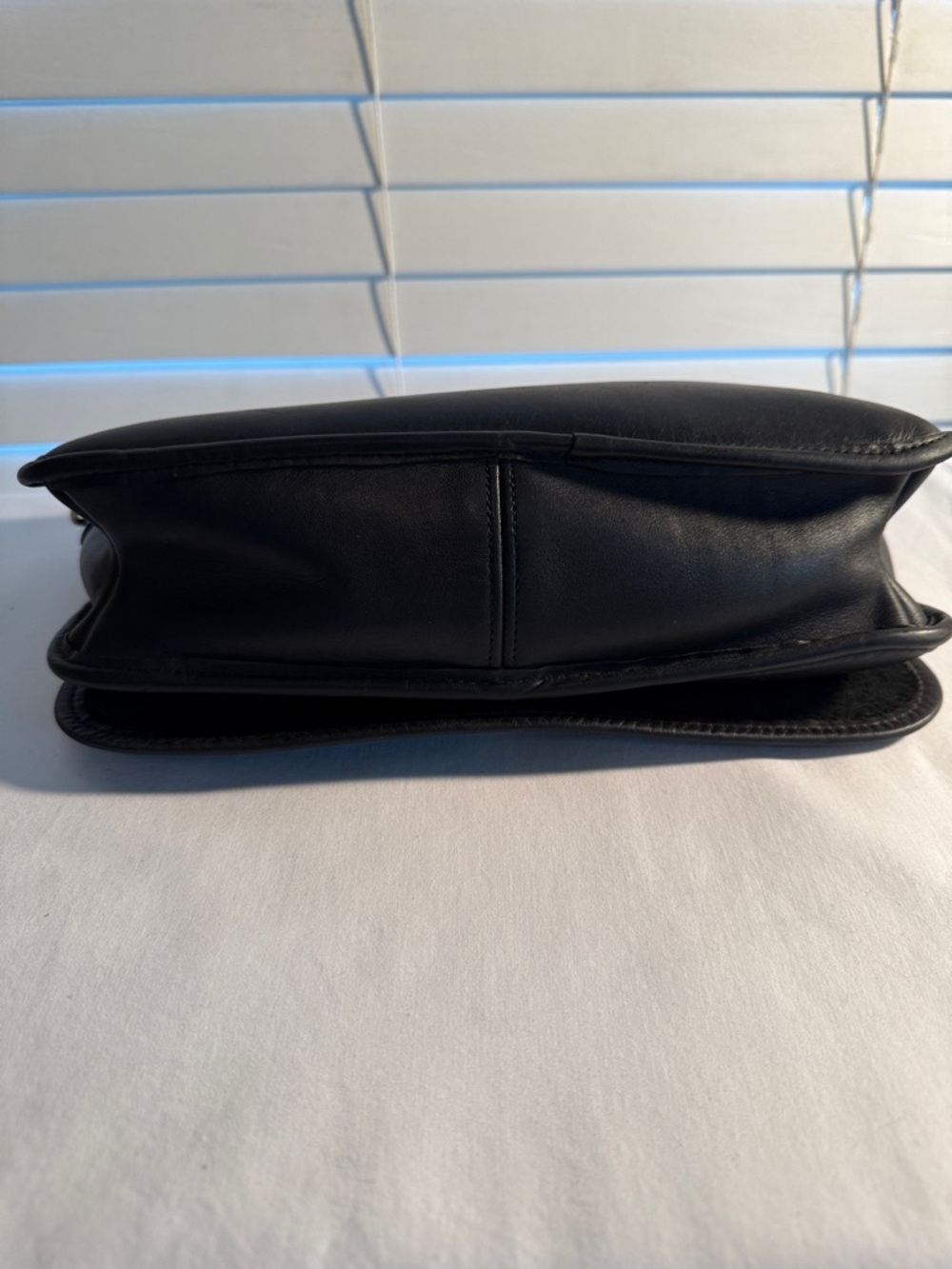 Vintage Coach Convertible Clutch 9635 - Picture 4 of 9